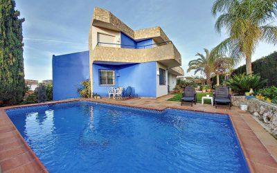 Prachtige villa met potentie te koop in Javea