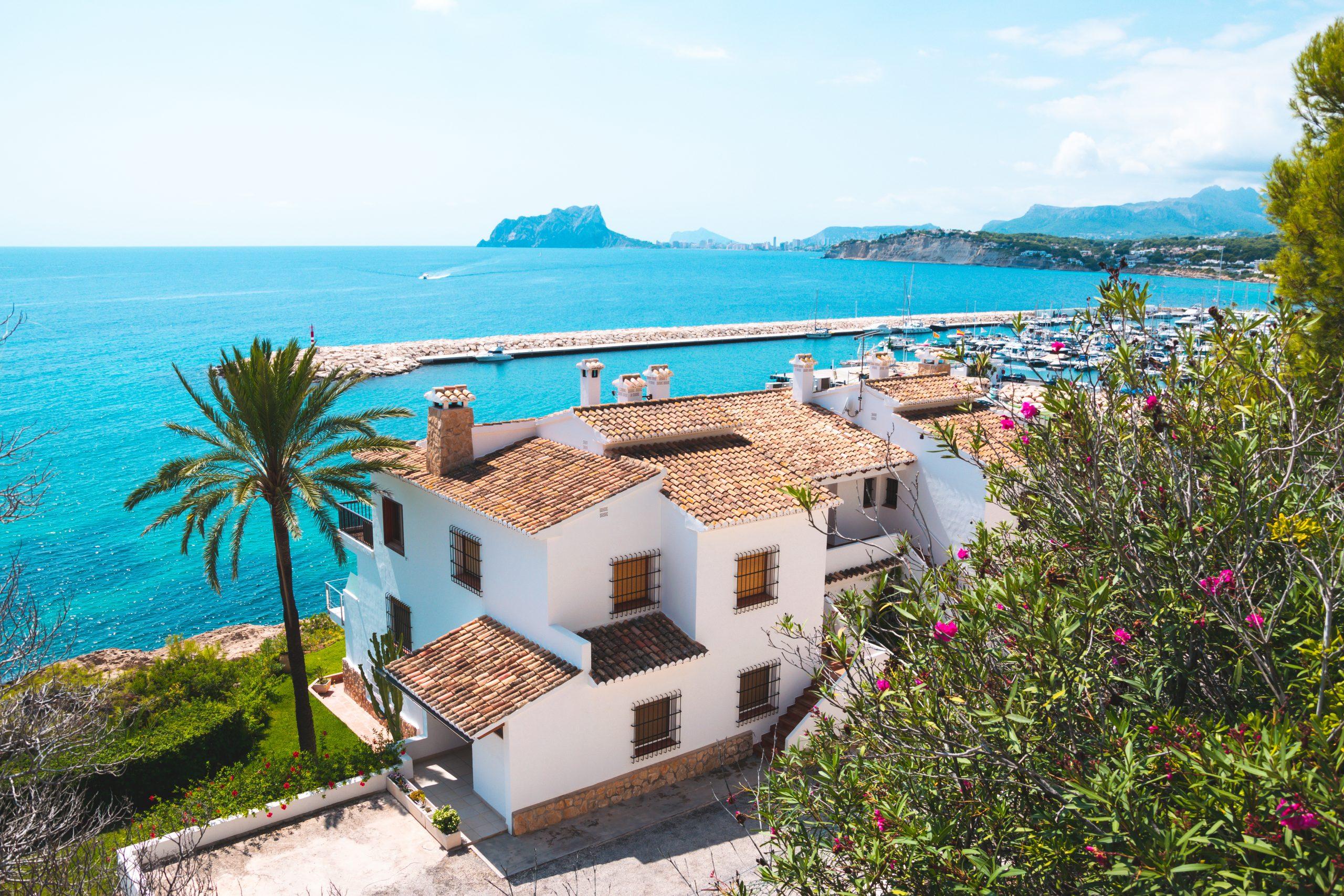 Traditional,White,Houses,With,Unspoiled,Idyllic,View,Of,Marina,,Coastline